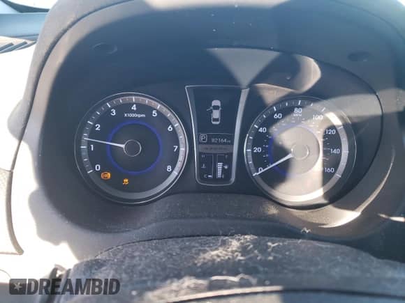 2013 Hyundai Azera с VIN KMHFH4JG8DA327554, выставлен на аукционе Copart как лот 87532485 с пробегом 82 164 миль миль и Списание • Salvage title. История ставок и продаж доступна на DreamBid. Изображение 9.