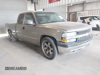 ✅ 2000 Chevrolet Silverado 1500 LS • VIN: 2GCEC19V4Y1308080 • Лот: 41619452. Опубликован ранее на IAAI с пробегом 246 204 миль. Бесплатный доступ к архиву аукционных продаж из США и подробный отчёт об истории автомобиля на DreamBid. Изображение 1.