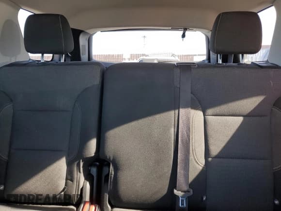 ✅ 2020 Chevrolet Traverse LS • VIN: 1GNERFKW1LJ142279 • Lot: 66882814. Wystawiony na Copart z przebiegiem 91 958 mil. Bezpłatny archiwum sprzedaży aukcyjnych z USA i szczegółowy raport historii pojazdu na DreamBid. Zdjęcie 10.