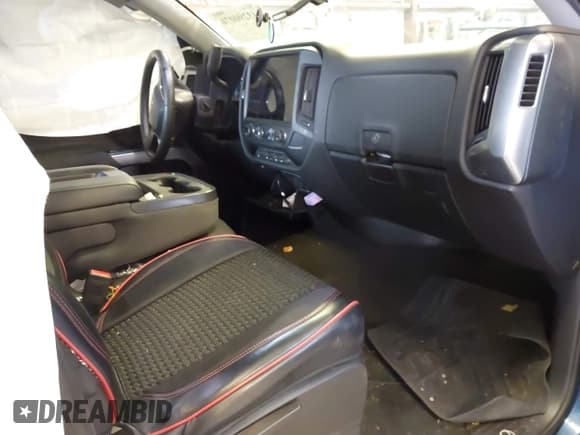 ✅ 2015 Chevrolet Silverado 1500 LT • VIN: 3GCUKREC1FG415044 • Лот: 43290070. Опубликован ранее на IAAI с пробегом 203 295 миль. Бесплатный доступ к архиву аукционных продаж из США и подробный отчёт об истории автомобиля на DreamBid. Изображение 5.