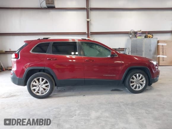 ✅ 2017 Jeep Cherokee Limited • VIN: 1C4PJMDB0HW515295 • Lot: 42226378. Listed on IAAI with Not provided. Free auction sales archive from the USA and detailed vehicle history report at DreamBid. Image 12.