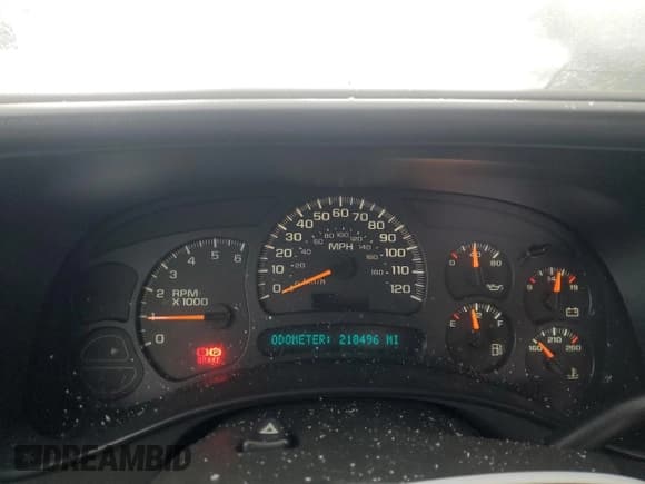 ✅ 2004 Chevrolet Silverado 1500 LS • VIN: 2GCEK13T341332990 • Lot: 41671515. Wystawiony na Copart z przebiegiem 218 496 mil. Bezpłatny archiwum sprzedaży aukcyjnych z USA i szczegółowy raport historii pojazdu na DreamBid. Zdjęcie 9.