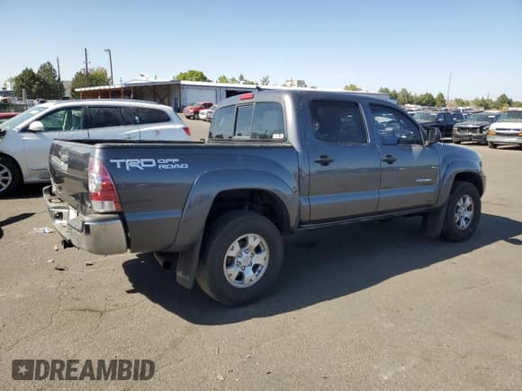 ✅ 2015 Toyota Tacoma • VIN: 3TMLU4EN6FM203476 • Лот: 70389035. Опубликован ранее на Copart с пробегом 85 437 миль. Бесплатный доступ к архиву аукционных продаж из США и подробный отчёт об истории автомобиля на DreamBid. Изображение 3.