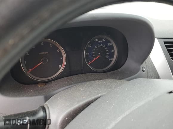 ✅ 2013 Hyundai Accent GS • VIN: KMHCT5AE6DU094066 • Lot: 82199995. Wystawiony na Copart z przebiegiem Nie podano. Bezpłatny archiwum sprzedaży aukcyjnych z USA i szczegółowy raport historii pojazdu na DreamBid. Zdjęcie 9.