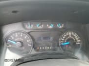 ✅ 2013 Ford F-150 XL • VIN: 1FTFX1CF1DKG33273 • Lot: 56221865. Wystawiony na Copart z przebiegiem 142 631 mil. Bezpłatny archiwum sprzedaży aukcyjnych z USA i szczegółowy raport historii pojazdu na DreamBid. Zdjęcie 9.