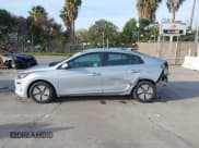 ✅ 2022 Hyundai Ioniq SE • VIN: KMHC75LC6NU266307 • Lot: 41603821. Wystawiony na IAAI z przebiegiem 47 273 mil. Bezpłatny archiwum sprzedaży aukcyjnych z USA i szczegółowy raport historii pojazdu na DreamBid. Zdjęcie 15.
