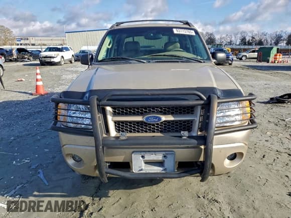 ✅ 2005 Ford Explorer Sport Trac XLS • VIN: 1FMZU67K75UA52663 • Лот: 93773765. Опубликован ранее на Copart с пробегом 271 813 миль. Бесплатный доступ к архиву аукционных продаж из США и подробный отчёт об истории автомобиля на DreamBid. Изображение 5.