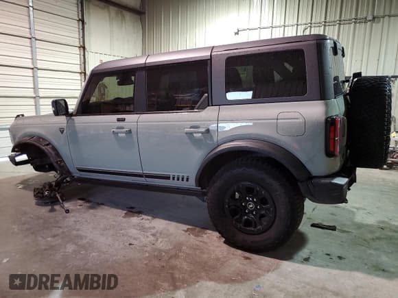 ✅ 2021 Ford Bronco First Edition • VIN: 1FMEE5EP0MLA42307 • Lot: 55013474. Listed on Copart with 34,535 mi. Free auction sales archive from the USA and detailed vehicle history report at DreamBid. Image 2.
