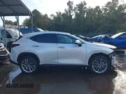 ✅ 2025 Lexus NX 350 Luxury • VIN: 2T2HGCEZ5SC080407 • Лот: 43490175. Опубликован ранее на IAAI с пробегом 6 860 миль. Бесплатный доступ к архиву аукционных продаж из США и подробный отчёт об истории автомобиля на DreamBid. Изображение 13.