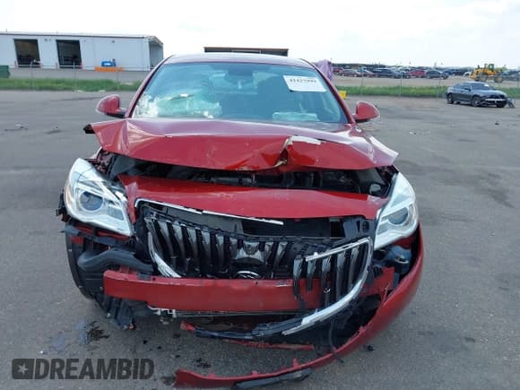 ✅ 2015 Buick Regal • VIN: 2G4GK5EX1F9296300 • Lot: 42427999. Listed on IAAI with 74,777 mi. Free auction sales archive from the USA and detailed vehicle history report at DreamBid. Image 12.