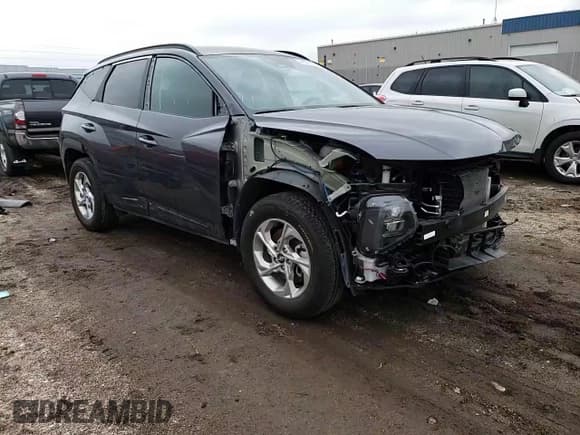 ✅ 2022 Hyundai Tucson Preferred • VIN: KM8JBCAE6NU033056 • Lot: 42577573. Wystawiony na Copart z przebiegiem 13 479 mil. Bezpłatny archiwum sprzedaży aukcyjnych z USA i szczegółowy raport historii pojazdu na DreamBid. Zdjęcie 11.