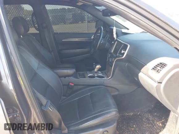 ✅ 2017 Jeep Grand Cherokee Limited • VIN: 1C4RJEBG8HC731829 • Lot: 43395633. Wystawiony na IAAI z przebiegiem 91 770 mil. Bezpłatny archiwum sprzedaży aukcyjnych z USA i szczegółowy raport historii pojazdu na DreamBid. Zdjęcie 5.