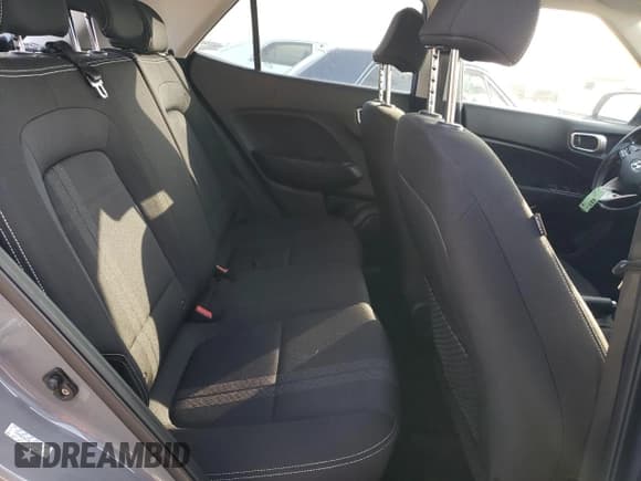 ✅ 2020 Hyundai Venue Denim • VIN: KMHRC8A38LU020415 • Lot: 43945505. Listed on Copart with 70,581 mi. Free auction sales archive from the USA and detailed vehicle history report at DreamBid. Image 11.