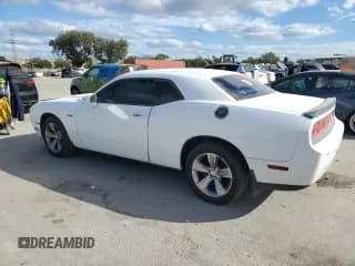 ✅ 2010 Dodge Challenger SE • VIN: 2B3CJ4DV1AH300457 • Lot: 76714904. Wystawiony na Copart z przebiegiem 187 962 mil. Bezpłatny archiwum sprzedaży aukcyjnych z USA i szczegółowy raport historii pojazdu na DreamBid. Zdjęcie 2.