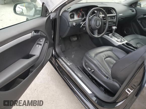 ✅ 2014 Audi A5 Premium Plus • VIN: WAULFAFR2EA010650 • Лот: 86336035. Опубликован ранее на Copart с пробегом 116 358 миль. Бесплатный доступ к архиву аукционных продаж из США и подробный отчёт об истории автомобиля на DreamBid. Изображение 8.