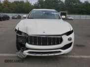 ✅ 2017 Maserati Levante S • VIN: ZN661YUL7HX225799 • Лот: 64947103. Опубликован ранее на Copart с пробегом 35 938 миль. Бесплатный доступ к архиву аукционных продаж из США и подробный отчёт об истории автомобиля на DreamBid. Изображение 5.