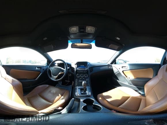 ✅ 2015 Hyundai Genesis Coupe R-Spec • VIN: KMHHU6KJ0FU122371 • Lot: 43521558. Wystawiony na IAAI z przebiegiem 102 931 mil. Bezpłatny archiwum sprzedaży aukcyjnych z USA i szczegółowy raport historii pojazdu na DreamBid. Zdjęcie 18.