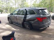 ✅ 2017 Honda Pilot Elite • VIN: 5FNYF6H02HB100235 • Lot: 43026575. Wystawiony na IAAI z przebiegiem 174 362 mil. Bezpłatny archiwum sprzedaży aukcyjnych z USA i szczegółowy raport historii pojazdu na DreamBid. Zdjęcie 3.