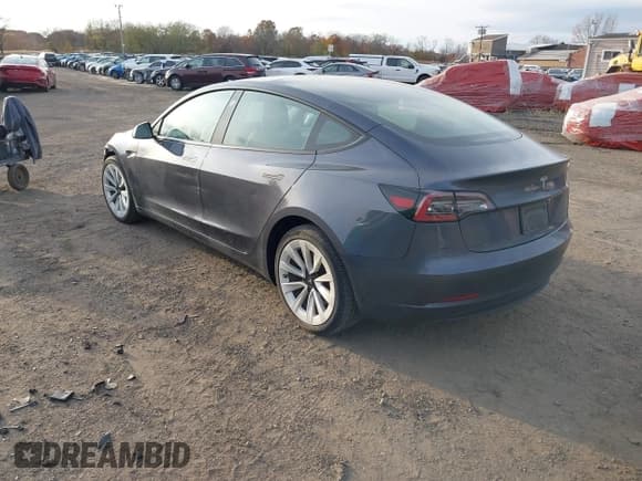 ✅ 2023 Tesla Model 3 • VIN: 5YJ3E1EA7PF470995 • Lot: 43555276. Wystawiony na IAAI z przebiegiem 66 403 mil. Bezpłatny archiwum sprzedaży aukcyjnych z USA i szczegółowy raport historii pojazdu na DreamBid. Zdjęcie 3.