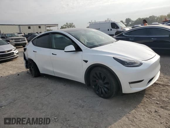 ✅ 2022 Tesla Model Y Performance • VIN: 7SAYGDEFXNF452780 • Lot: 81119255. Listed on Copart with 27,418 mi. Free auction sales archive from the USA and detailed vehicle history report at DreamBid. Image 4.