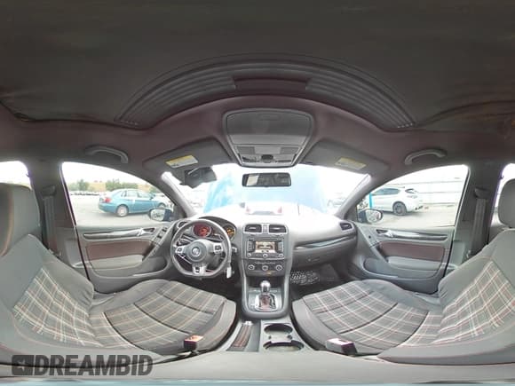 ✅ 2012 Volkswagen Golf GTI Autobahn • VIN: WVWHD7AJ7CW175709 • Lot: 70765885. Listed on Copart with 110,985 mi. Free auction sales archive from the USA and detailed vehicle history report at DreamBid. Image 14.