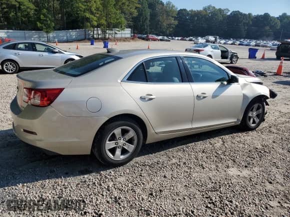 2015 Chevrolet Malibu LS z VIN 1G11A5SL4FF129296, wystawiony jako Copart lot #81592725 z przebiegiem 85 514 mil mil oraz Szkoda całkowita • Salvage title. Historia ofert i sprzedaży dostępna na DreamBid. Obrazek 3.