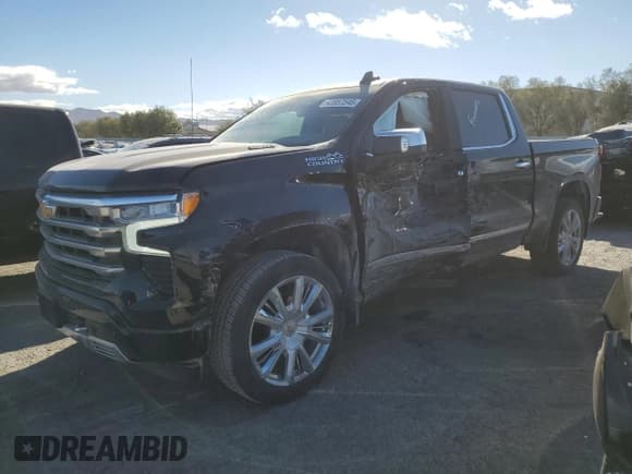 ✅ 2025 Chevrolet Silverado 1500 High Country • VIN: 1GCUKJE89SZ102539 • Lot: 43957545. Listed on Copart with 5,053 mi. Free auction sales archive from the USA and detailed vehicle history report at DreamBid. Image 1.