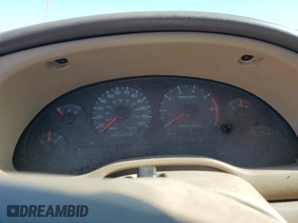 ✅ 2004 Ford Mustang Deluxe • VIN: 1FAFP44404F123235 • Lot: 80370484. Listed on Copart with 1,779,265 mi. Free auction sales archive from the USA and detailed vehicle history report at DreamBid. Image 9.