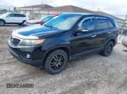 ✅ 2011 Kia Sorento EX • VIN: 5XYKU3A14BG007729 • Lot: 43516068. Wystawiony na IAAI z przebiegiem Nie podano. Bezpłatny archiwum sprzedaży aukcyjnych z USA i szczegółowy raport historii pojazdu na DreamBid. Zdjęcie 2.