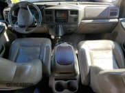 ✅ 2001 Ford Excursion Limited • VIN: 1FMNU43S81EB53398 • Lot: 52118415. Wystawiony na Copart z przebiegiem 229 052 mil. Bezpłatny archiwum sprzedaży aukcyjnych z USA i szczegółowy raport historii pojazdu na DreamBid. Zdjęcie 8.