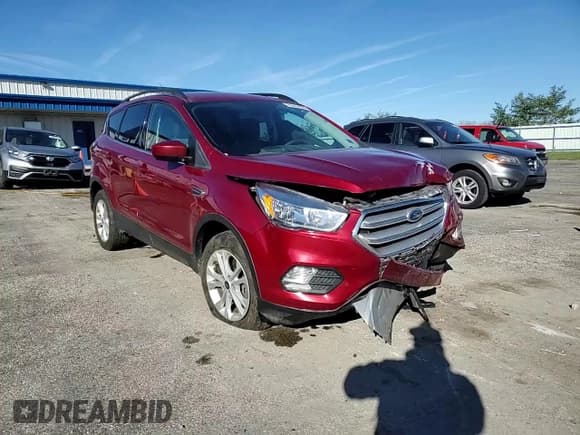 ✅ 2018 Ford Escape SE • VIN: 1FMCU9GD6JUD18905 • Lot: 89444695. Wystawiony na Copart z przebiegiem 120 268 mil. Bezpłatny archiwum sprzedaży aukcyjnych z USA i szczegółowy raport historii pojazdu na DreamBid. Zdjęcie 14.