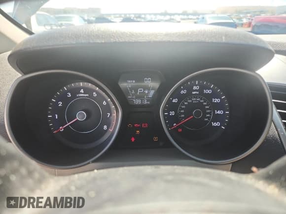 ✅ 2016 Hyundai Elantra SE • VIN: 5NPDH4AE3GH707456 • Lot: 81903465. Listed on Copart with 73,913 mi. Free auction sales archive from the USA and detailed vehicle history report at DreamBid. Image 9.