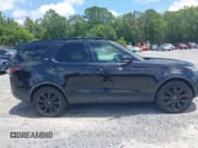 ✅ 2018 Land Rover Discovery HSE Luxury • VIN: SALRT2RK1JA053521 • Lot: 42515770. Wystawiony na IAAI z przebiegiem 76 313 mil. Bezpłatny archiwum sprzedaży aukcyjnych z USA i szczegółowy raport historii pojazdu na DreamBid. Zdjęcie 13.