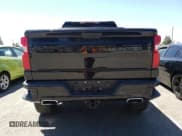 ✅ 2020 Chevrolet Silverado 1500 LT Trail Boss • VIN: 1GCPYFED2LZ364328 • Lot: 50989854. Wystawiony na Copart z przebiegiem 32 495 mil. Bezpłatny archiwum sprzedaży aukcyjnych z USA i szczegółowy raport historii pojazdu na DreamBid. Zdjęcie 6.