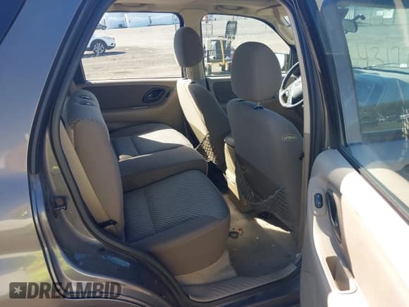 ✅ 2004 Ford Escape XLT • VIN: 1FMCU03144DA23037 • Лот: 43177594. Опубликован ранее на IAAI с пробегом 186 311 миль. Бесплатный доступ к архиву аукционных продаж из США и подробный отчёт об истории автомобиля на DreamBid. Изображение 8.