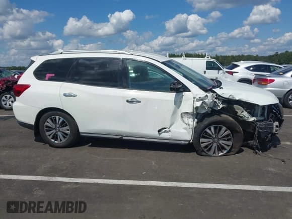 ✅ 2020 Nissan Pathfinder SV • VIN: 5N1DR2BN5LC619946 • Lot: 43185955. Listed on IAAI with 65,788 mi. Free auction sales archive from the USA and detailed vehicle history report at DreamBid. Image 14.