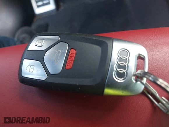 ✅ 2024 Audi SQ5 Premium Plus • VIN: WA1B4AFY0R2011267 • Лот: 42529993. Опубликован ранее на IAAI с пробегом 11 945 миль. Бесплатный доступ к архиву аукционных продаж из США и подробный отчёт об истории автомобиля на DreamBid. Изображение 11.