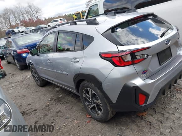 ✅ 2024 Subaru Crosstrek Premium • VIN: JF2GUADC6R8243888 • Lot: 43648662. Listed on IAAI with 41,260 mi. Free auction sales archive from the USA and detailed vehicle history report at DreamBid. Image 3.