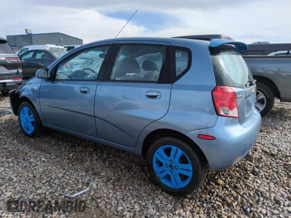 ✅ 2007 Chevrolet Aveo LS • VIN: KL1TD66687B790945 • Lot: 48777295. Wystawiony na Copart z przebiegiem 158 906 mil. Bezpłatny archiwum sprzedaży aukcyjnych z USA i szczegółowy raport historii pojazdu na DreamBid. Zdjęcie 2.