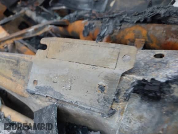 2019 Ram 1500 Big Horn z VIN 1C6RRFFG0KN816224, wystawiony jako IAAI lot #41509938 z przebiegiem Nie podano mil oraz . Historia ofert i sprzedaży dostępna na DreamBid. Obrazek 9.