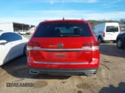 ✅ 2021 Volkswagen Atlas SEL Premium • VIN: 1V2TP2CAXMC516359 • Lot: 43736083. Listed on IAAI with 67,843 mi. Free auction sales archive from the USA and detailed vehicle history report at DreamBid. Image 16.