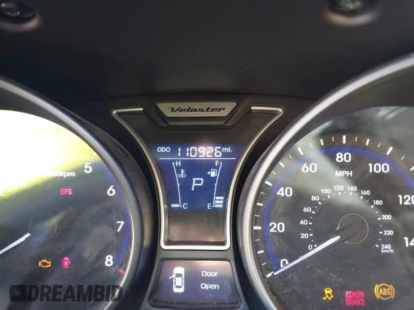 ✅ 2013 Hyundai Veloster Turbo • VIN: KMHTC6AE3DU086948 • Lot: 43372897. Listed on IAAI with 110,926 mi. Free auction sales archive from the USA and detailed vehicle history report at DreamBid. Image 16.