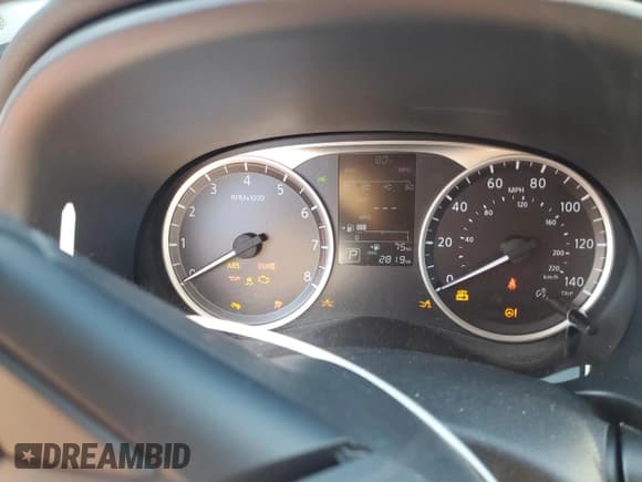 ✅ 2025 Nissan Kicks Play S • VIN: 3N1CP5BV9SL481132 • Lot: 61159365. Listed on Copart with 2,819 mi. Free auction sales archive from the USA and detailed vehicle history report at DreamBid. Image 9.