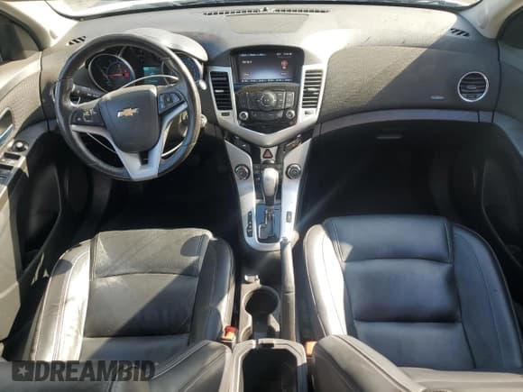 ✅ 2015 Chevrolet Cruze LT • VIN: 1G1PE5SB9F7190157 • Lot: 82216965. Listed on Copart with 143,860 mi. Free auction sales archive from the USA and detailed vehicle history report at DreamBid. Image 8.