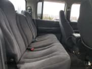 ✅ 2004 Dodge Dakota Sport • VIN: 1D7HG38N84S525629 • Lot: 82140054. Wystawiony na Copart z przebiegiem 255 160 mil. Bezpłatny archiwum sprzedaży aukcyjnych z USA i szczegółowy raport historii pojazdu na DreamBid. Zdjęcie 10.