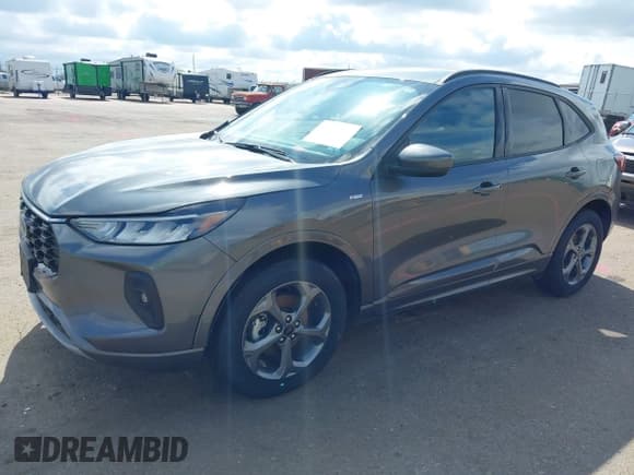 ✅ 2023 Ford Escape ST-Line Select • VIN: 1FMCU9NZ7PUA36182 • Лот: 42165488. Опубликован ранее на IAAI с пробегом 100 860 миль. Бесплатный доступ к архиву аукционных продаж из США и подробный отчёт об истории автомобиля на DreamBid. Изображение 18.