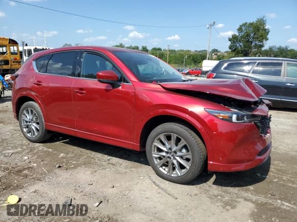 ✅ 2024 Mazda CX-5 S Premium • VIN: JM3KFBDLXR0433594 • Lot: 81254845. Listed on Copart with 7,681 mi. Free auction sales archive from the USA and detailed vehicle history report at DreamBid. Image 4.
