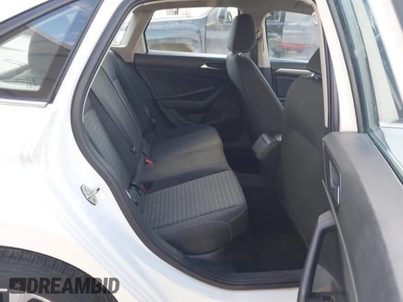 ✅ 2023 Volkswagen Jetta S • VIN: 3VW5M7BU6PM021006 • Лот: 43239346. Опубликован ранее на IAAI с пробегом 25 624 миль. Бесплатный доступ к архиву аукционных продаж из США и подробный отчёт об истории автомобиля на DreamBid. Изображение 8.