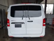 ✅ 2023 Mercedes-Benz Metris • VIN: W1WV0FEY8P4332203 • Лот: 41510870. Опубликован ранее на IAAI с пробегом 8 203 миль. Бесплатный доступ к архиву аукционных продаж из США и подробный отчёт об истории автомобиля на DreamBid. Изображение 17.