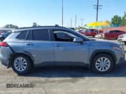 ✅ 2022 Toyota Corolla Cross LE • VIN: 7MUBAAAG3NV033480 • Лот: 43096425. Опубликован ранее на IAAI с пробегом 49 766 миль. Бесплатный доступ к архиву аукционных продаж из США и подробный отчёт об истории автомобиля на DreamBid. Изображение 14.